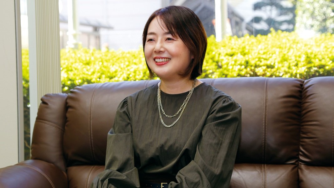 手掛けている業務について話すDCD井上