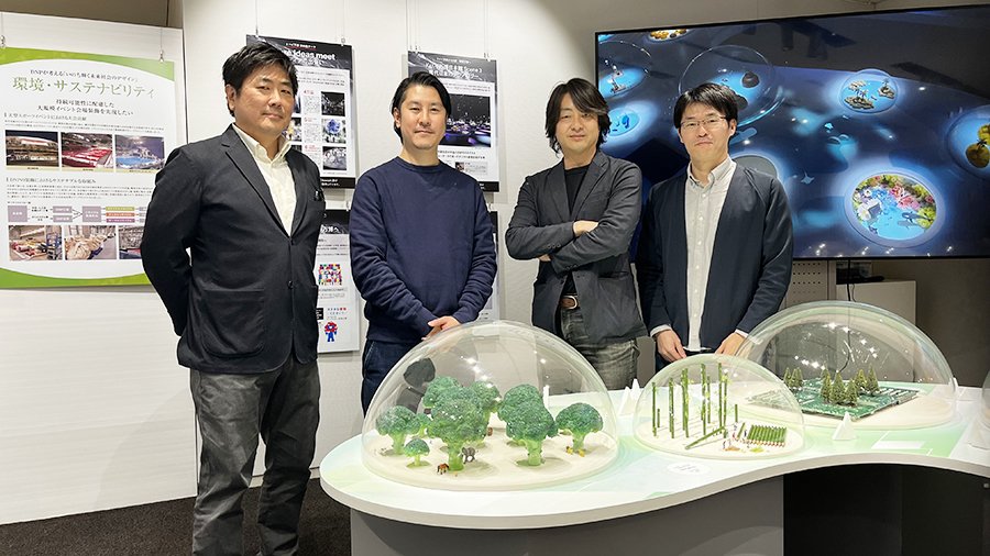担当者たちの写真
